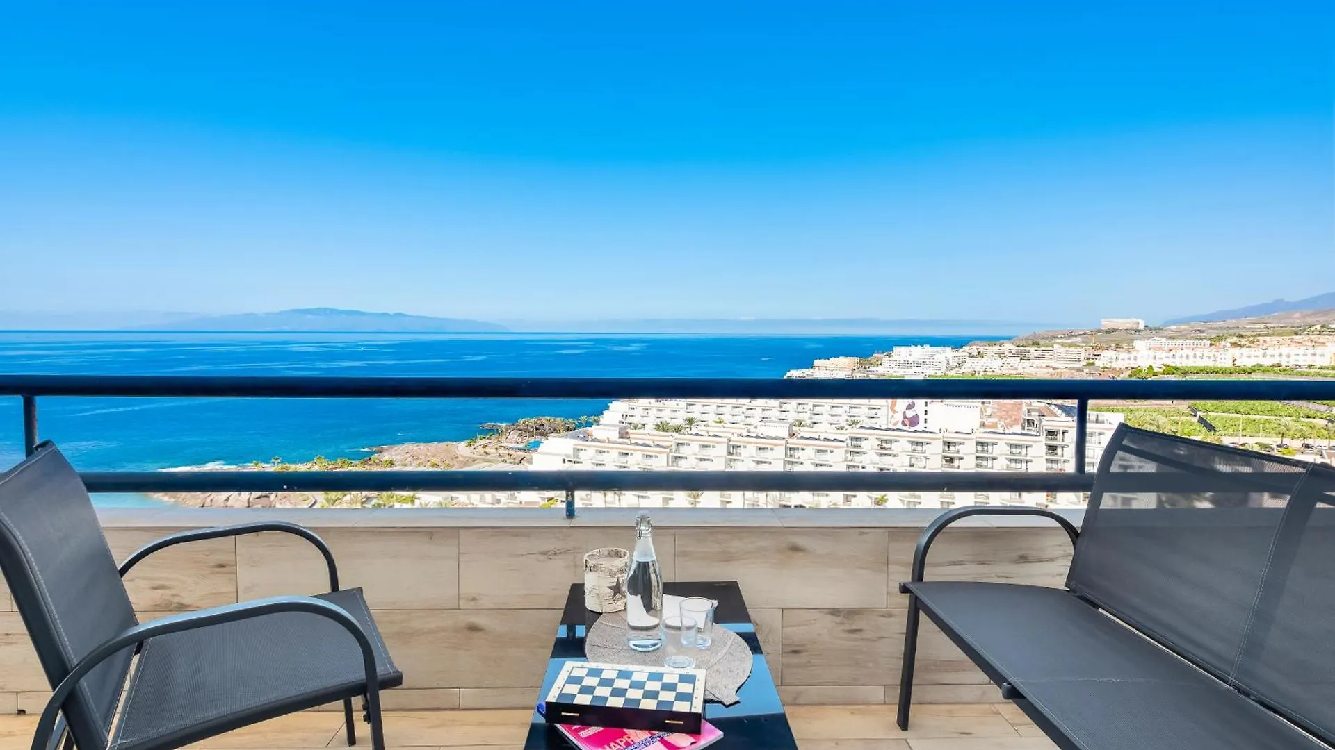 Apartment Ocean Smart Home, Hi-End Services, Media Streaming Costa Adeje  Spain